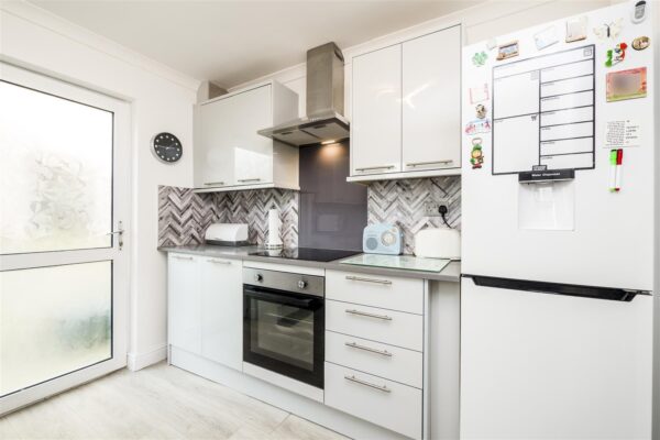 Whitewell Road, Barry