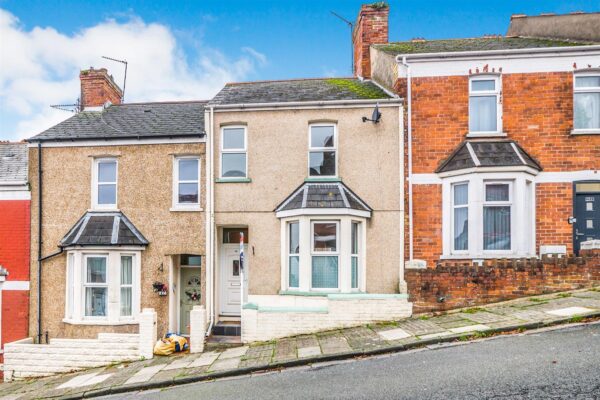 Trinity Street, Barry