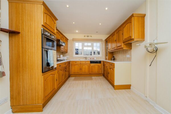 Vennwood Close, Wenvoe, Cardiff