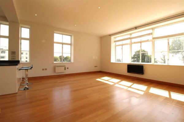 Hayes Road, Sully, Penarth