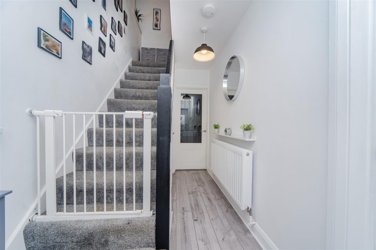 Aneurin Road, Barry