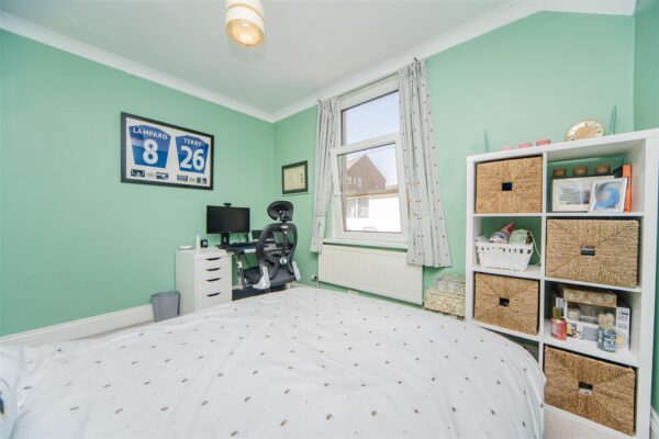 Gladstone Road, Barry