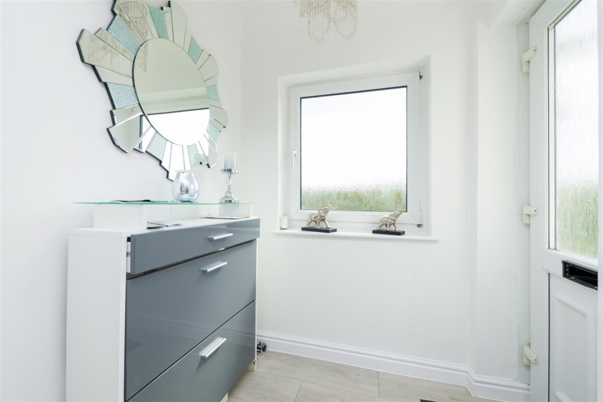 Whitewell Road, Barry