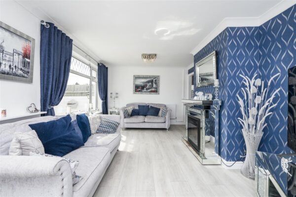 Whitewell Road, Barry