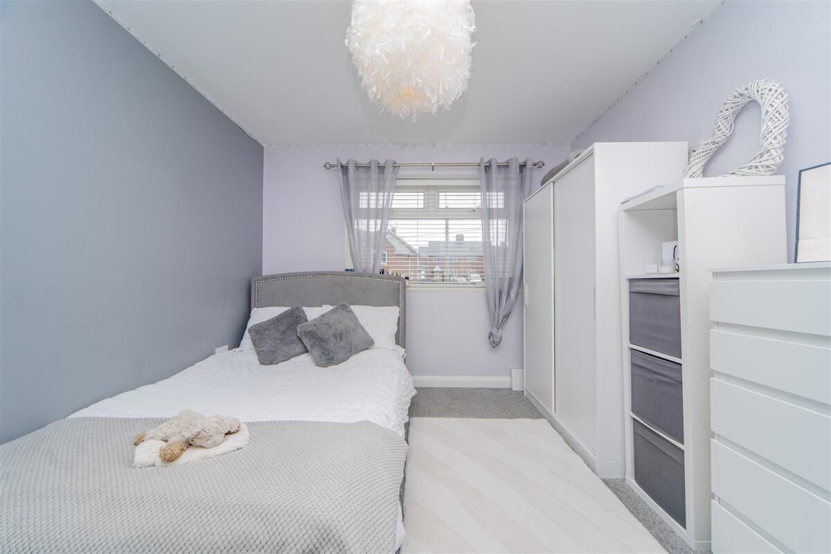 Aneurin Road, Barry