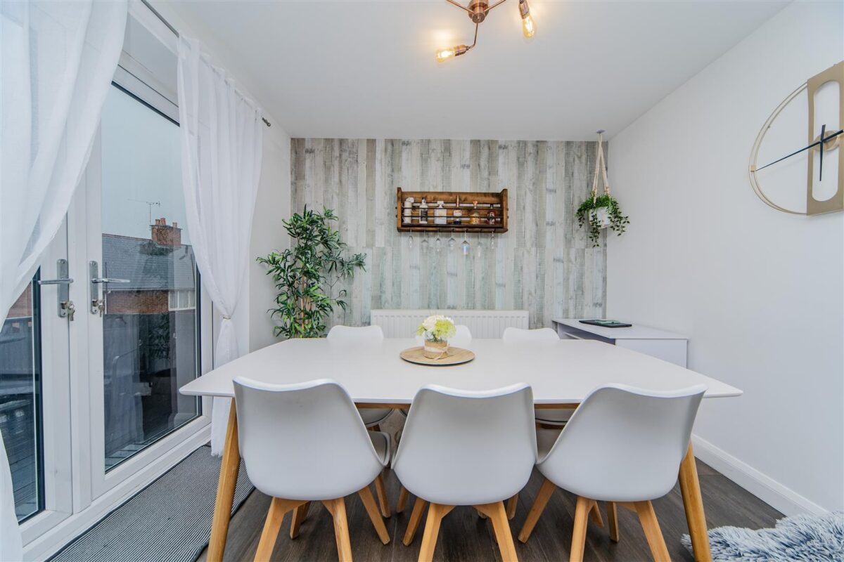 Aneurin Road, Barry