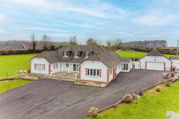 St Lythans