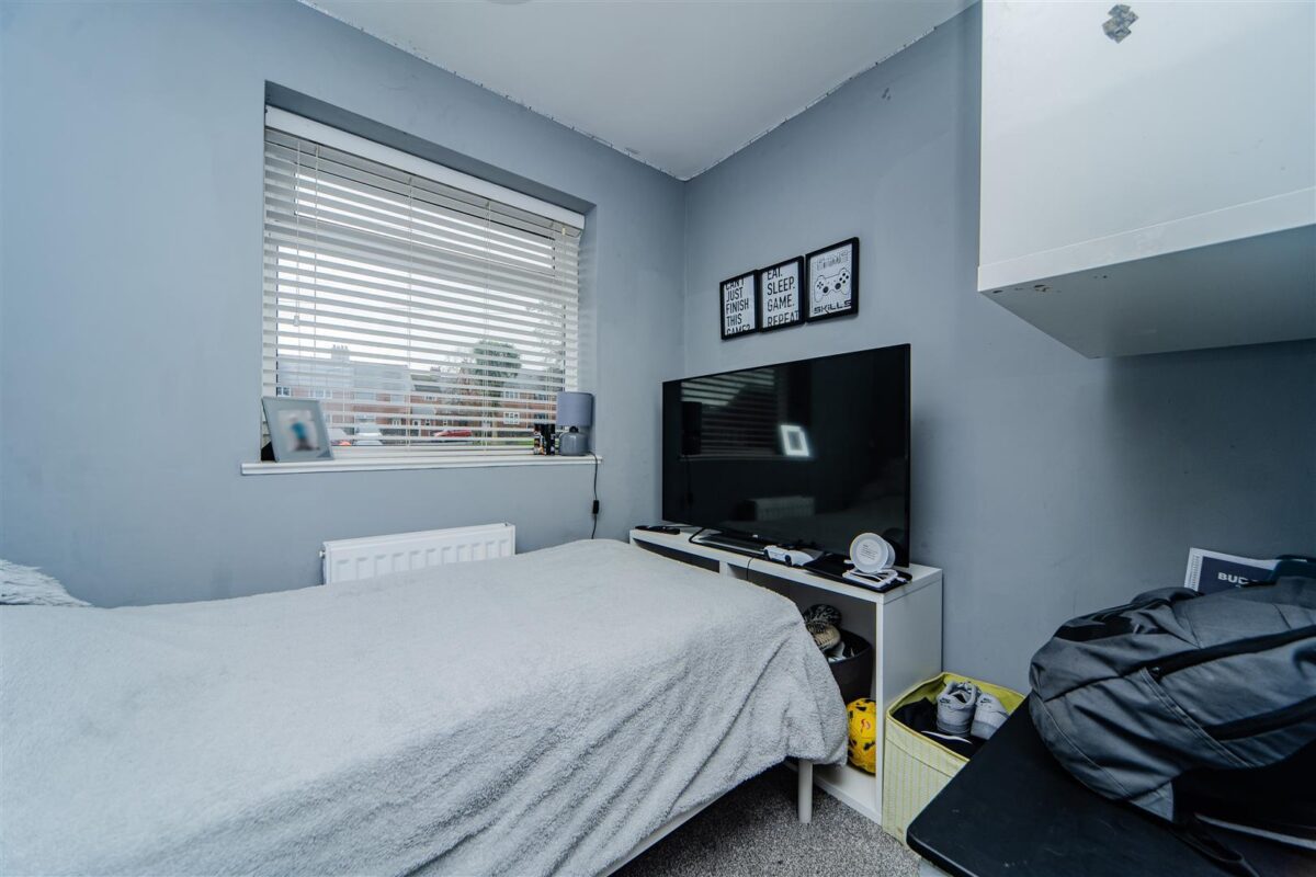 Aneurin Road, Barry