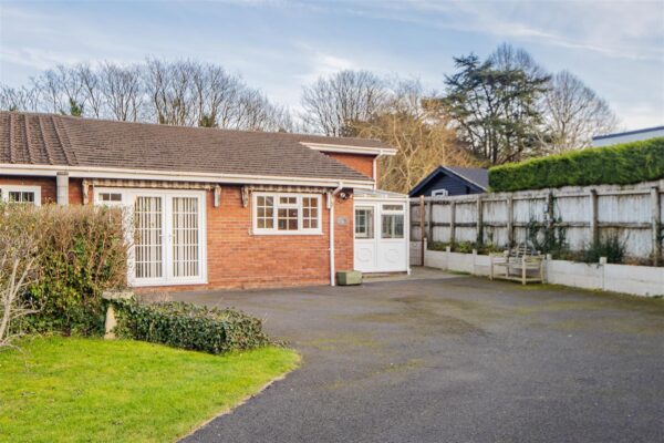 Vennwood Close, Wenvoe, Cardiff