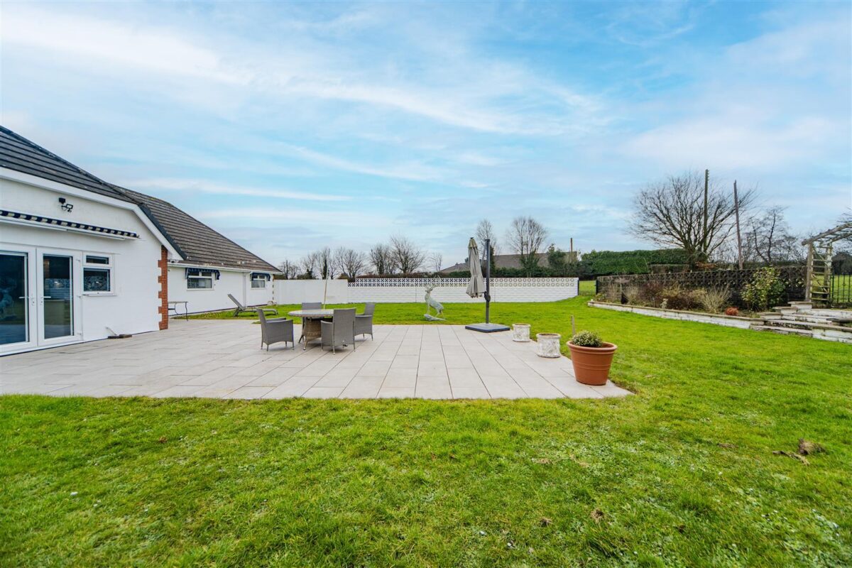 St Lythans