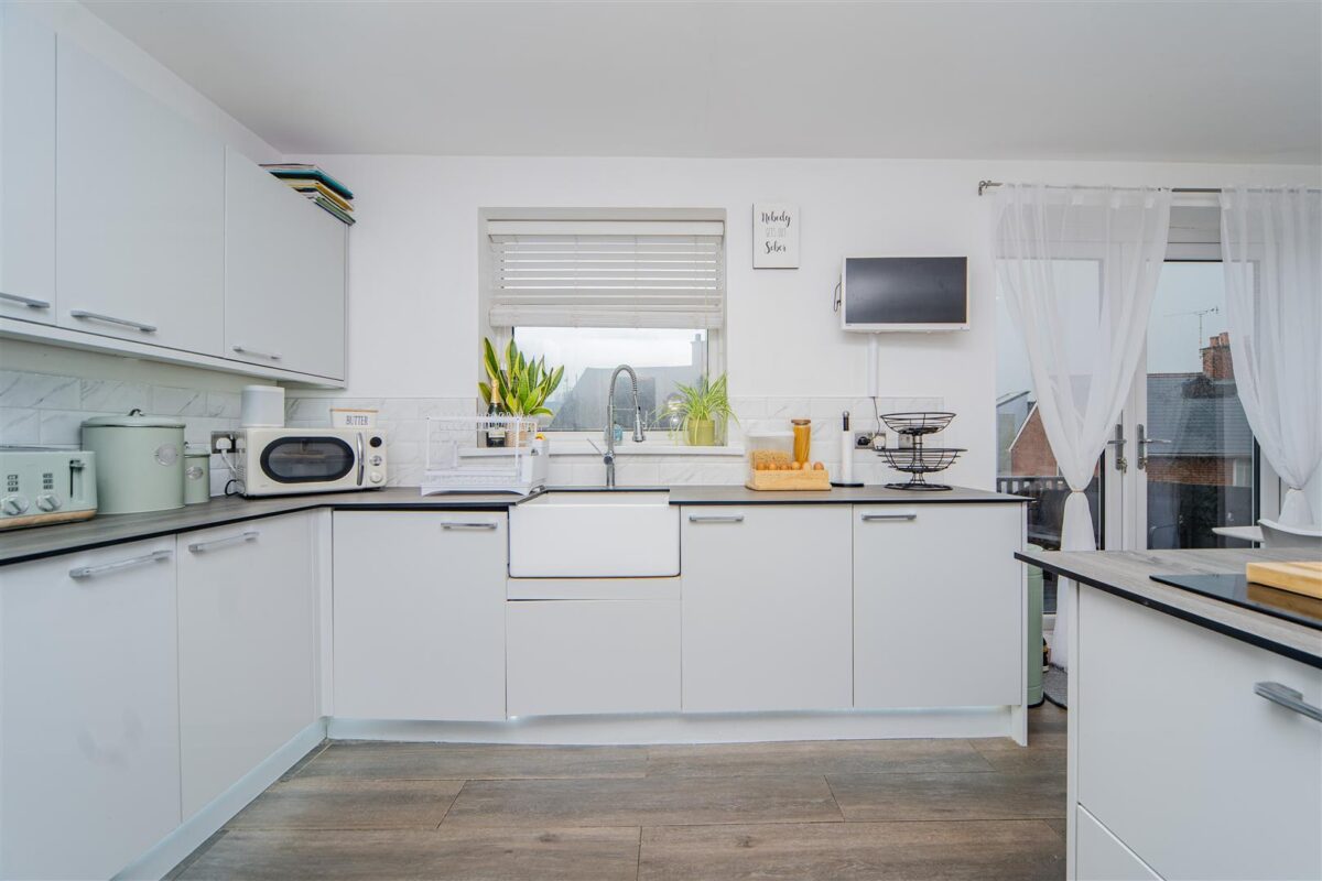 Aneurin Road, Barry