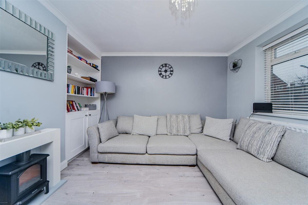 Aneurin Road, Barry