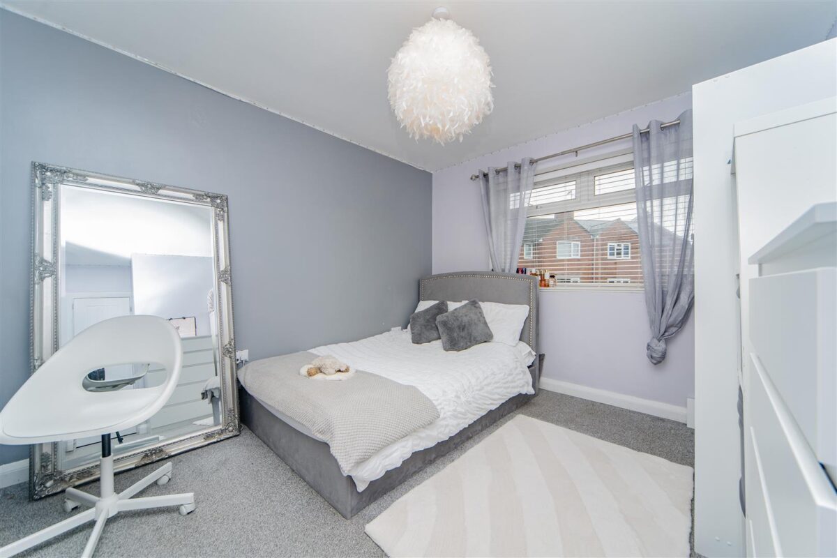 Aneurin Road, Barry