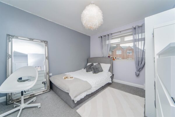 Aneurin Road, Barry