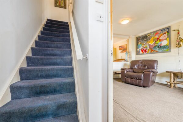 Enfield Drive, Barry