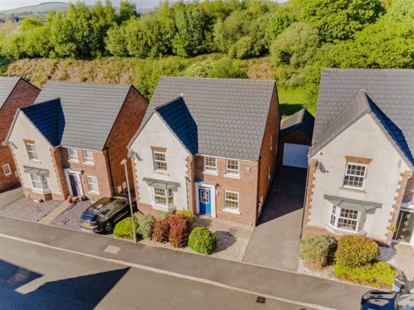Ffordd Maendy, Sarn, Bridgend