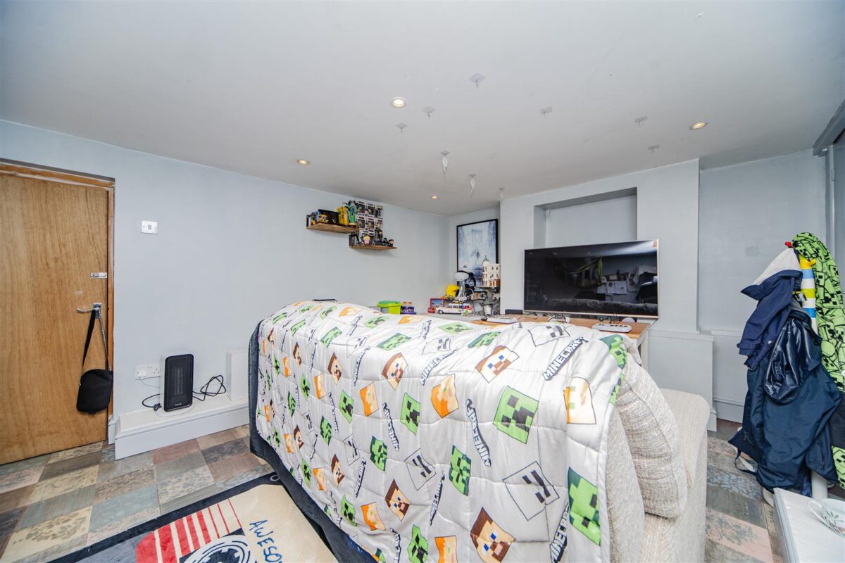 Wenvoe Terrace, Barry