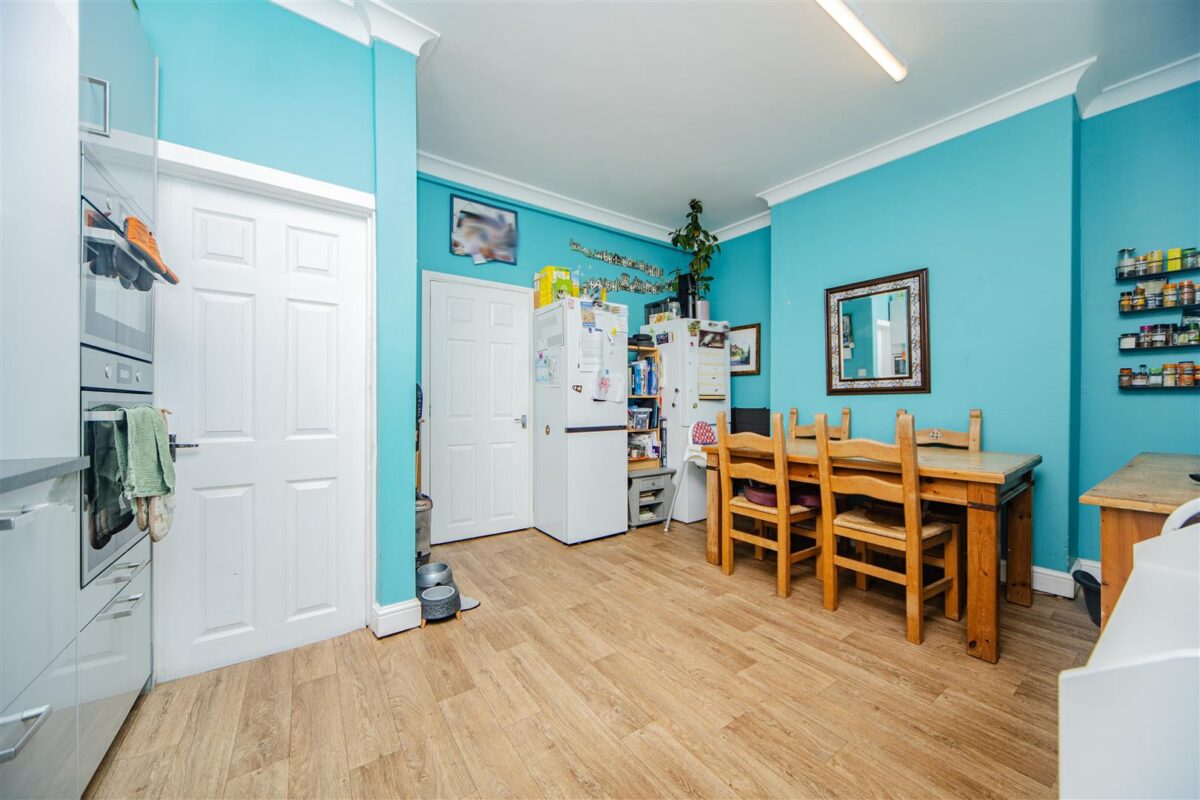 Wenvoe Terrace, Barry