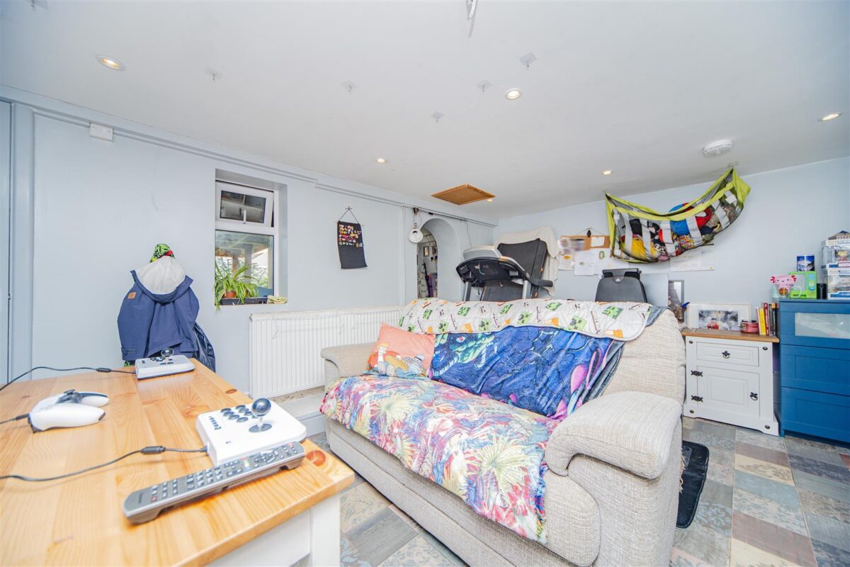 Wenvoe Terrace, Barry