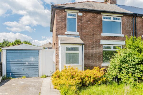 Winston Road, Barry