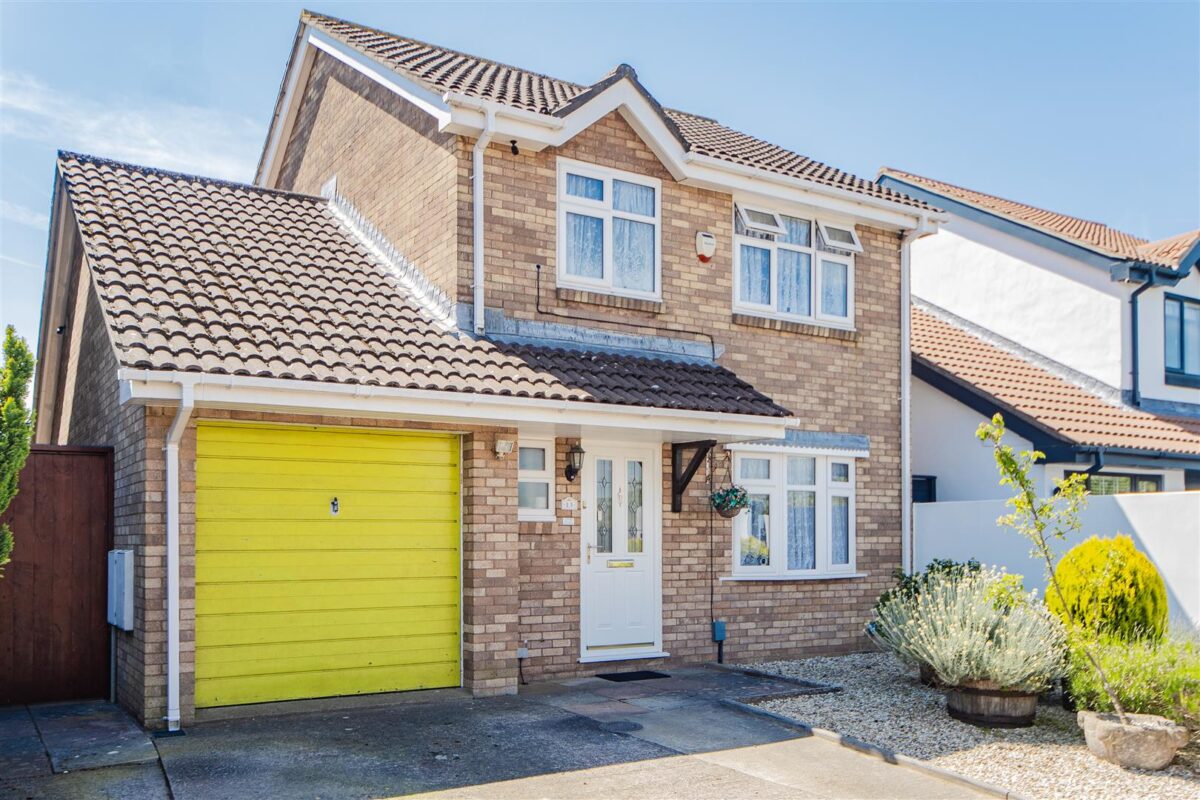 Blyth Close, Barry