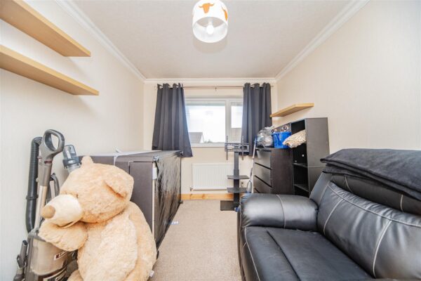 St. Peters Close, Llanharan, Pontyclun