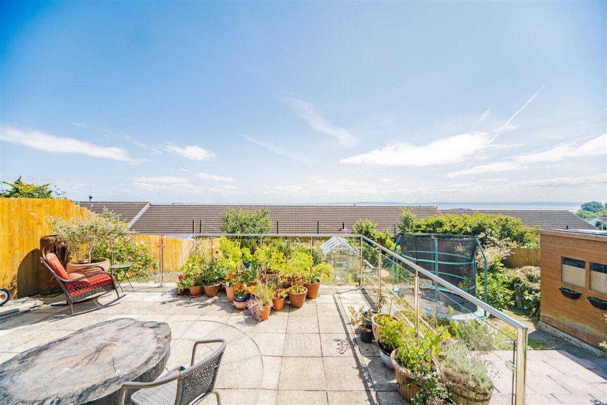 Tordoff Way, Barry