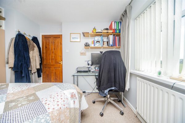 Blyth Close, Barry