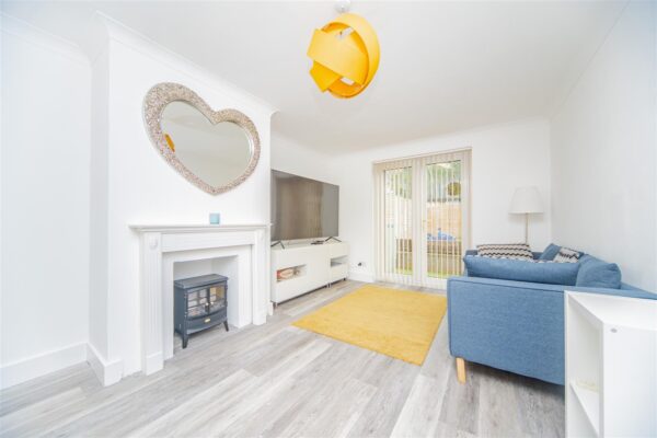 5 Claude Road, Barry CF62 7JE