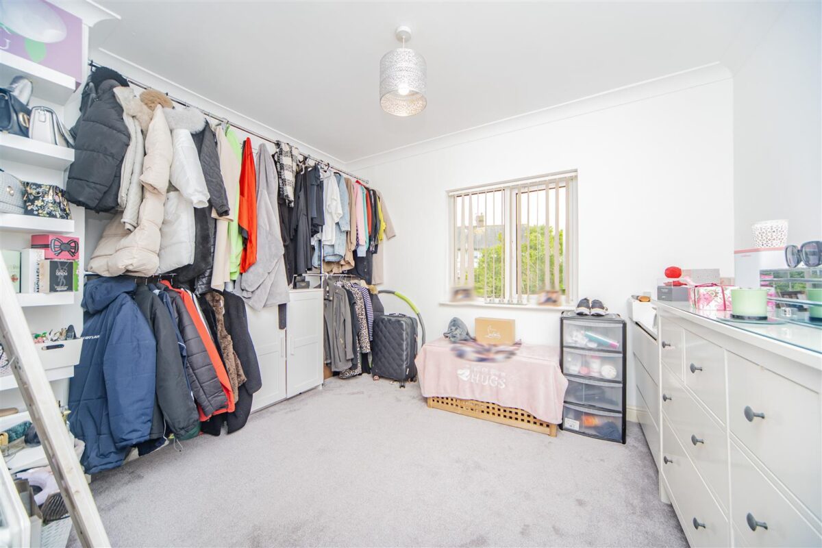 5 Claude Road, Barry CF62 7JE