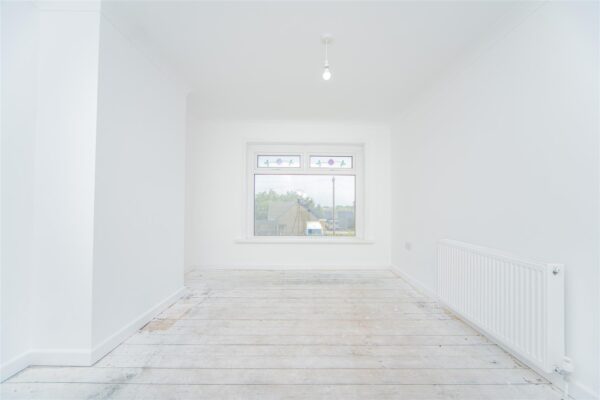 Winston Road, Barry