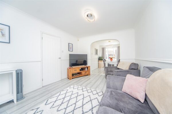Blyth Close, Barry