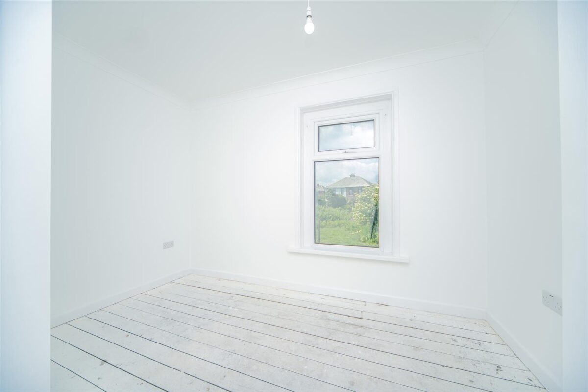 Winston Road, Barry