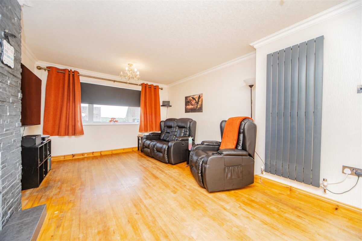 St. Peters Close, Llanharan, Pontyclun