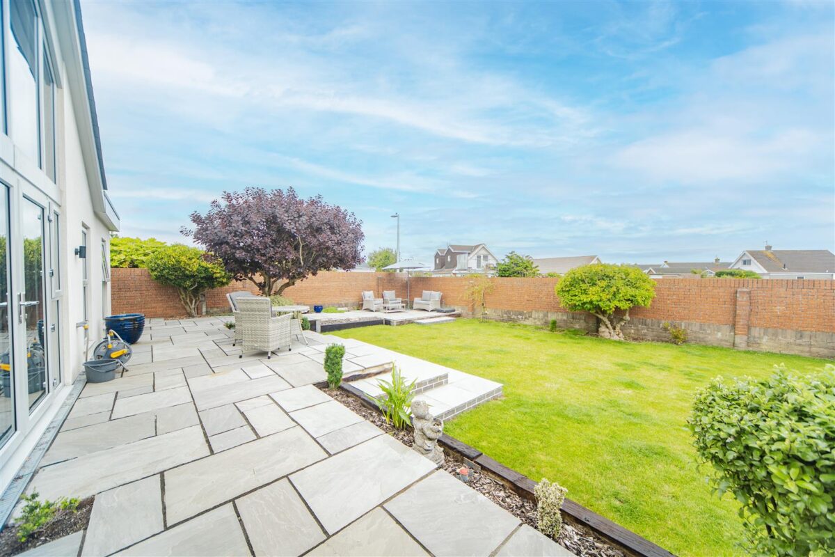 Sandpiper Road, Porthcawl