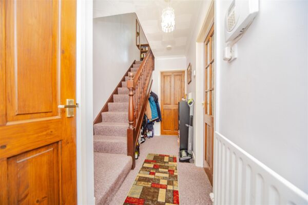 Blyth Close, Barry
