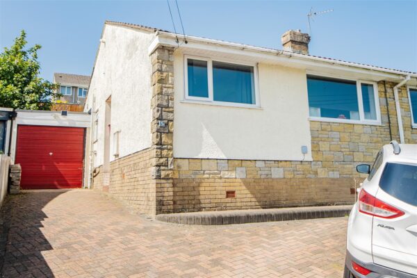 St. Peters Close, Llanharan, Pontyclun
