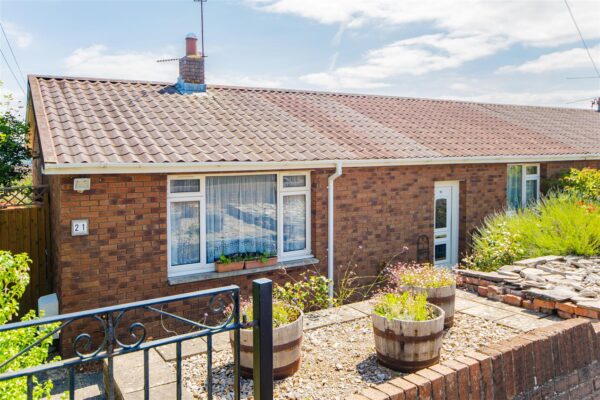 Tordoff Way, Barry
