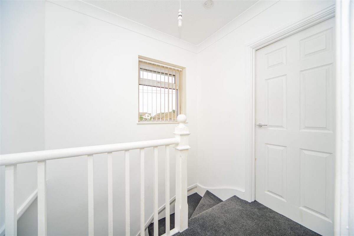 5 Claude Road, Barry CF62 7JE