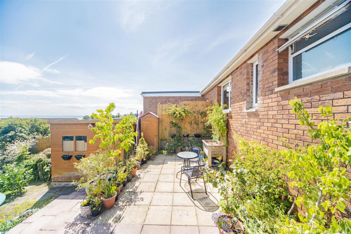 Tordoff Way, Barry