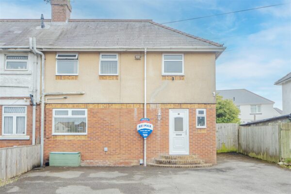 5 Claude Road, Barry CF62 7JE