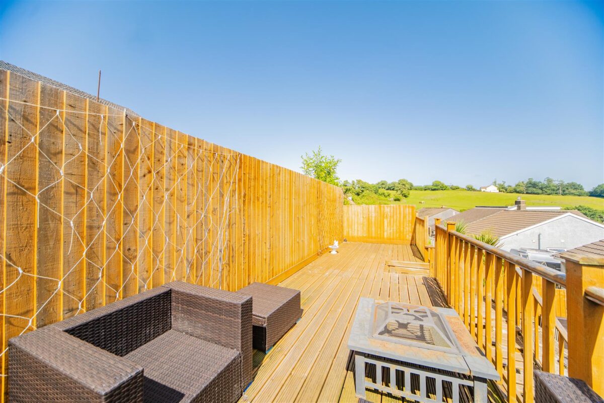 St. Peters Close, Llanharan, Pontyclun