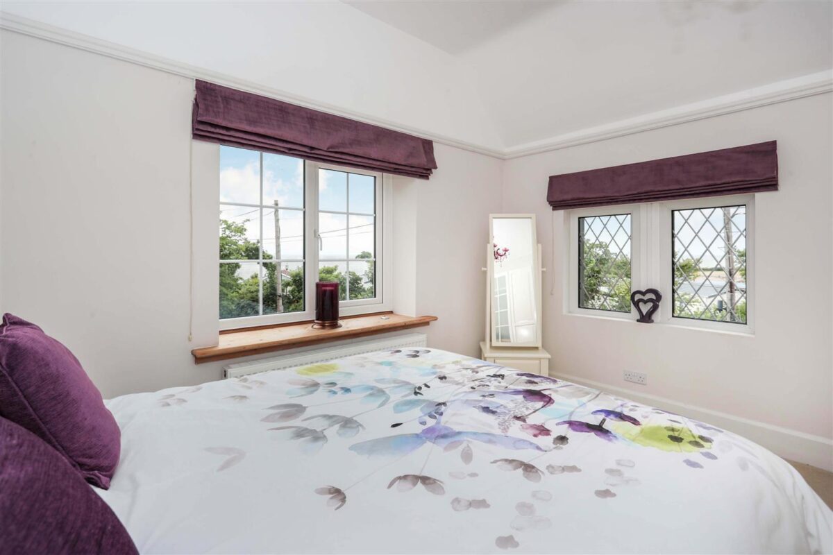 Beach Road, Swanbridge, Penarth