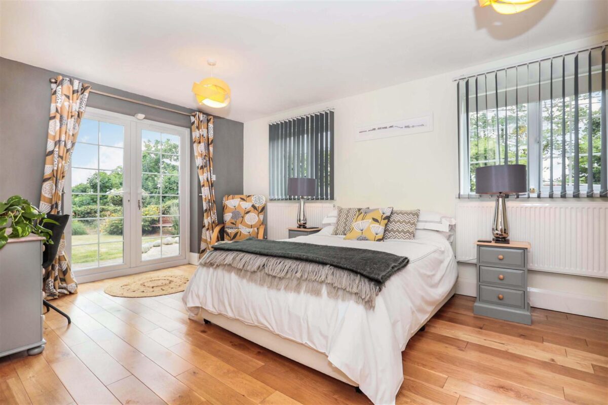 Beach Road, Swanbridge, Penarth
