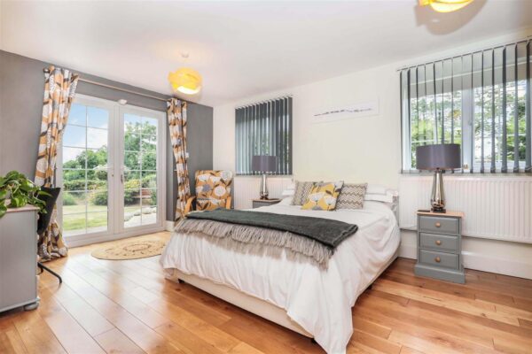Beach Road, Swanbridge, Penarth
