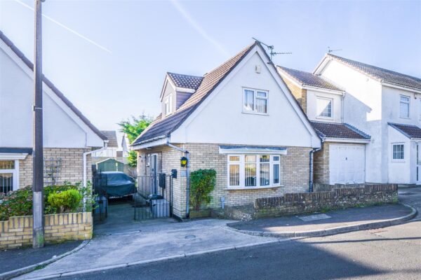 Brenig Close, Barry