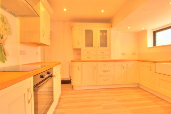 Kingsland Crescent, Barry