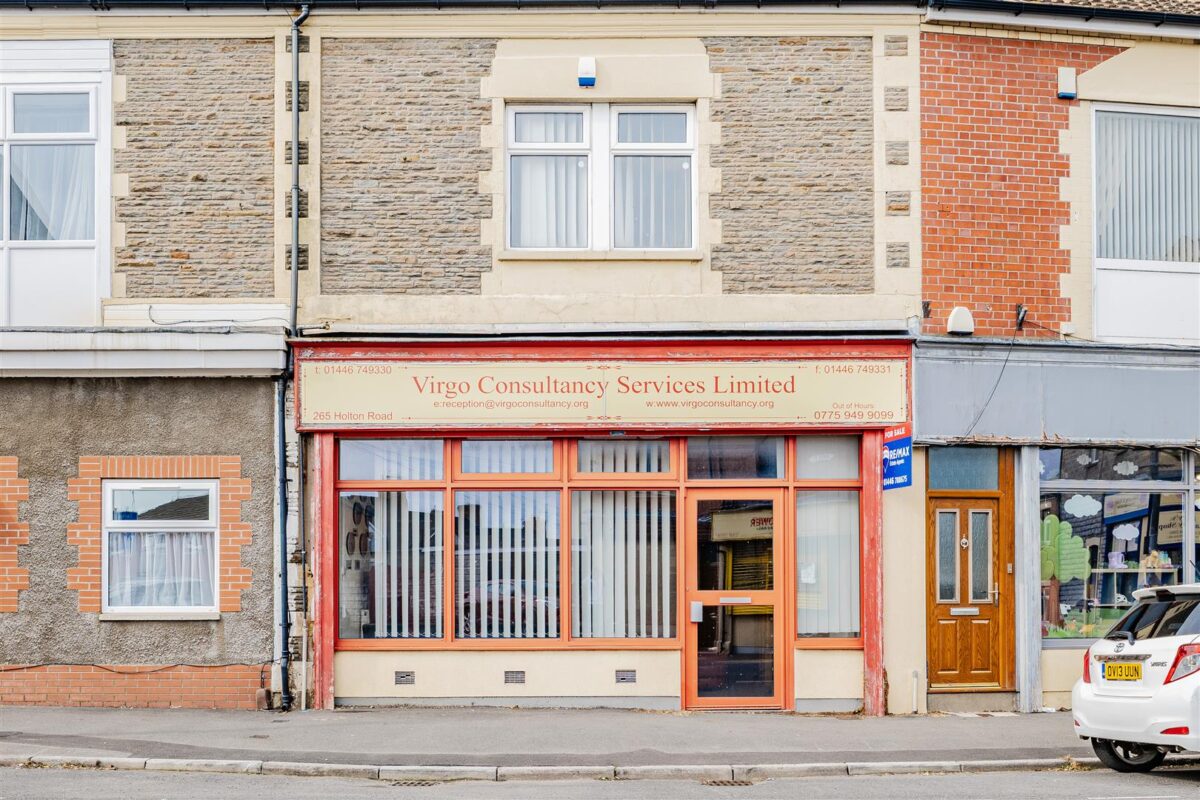 Holton Road, Barry