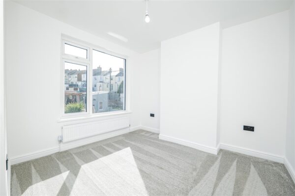 Gladstone Road, Barry