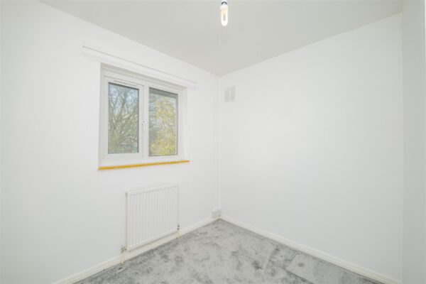 Florence Avenue, Barry